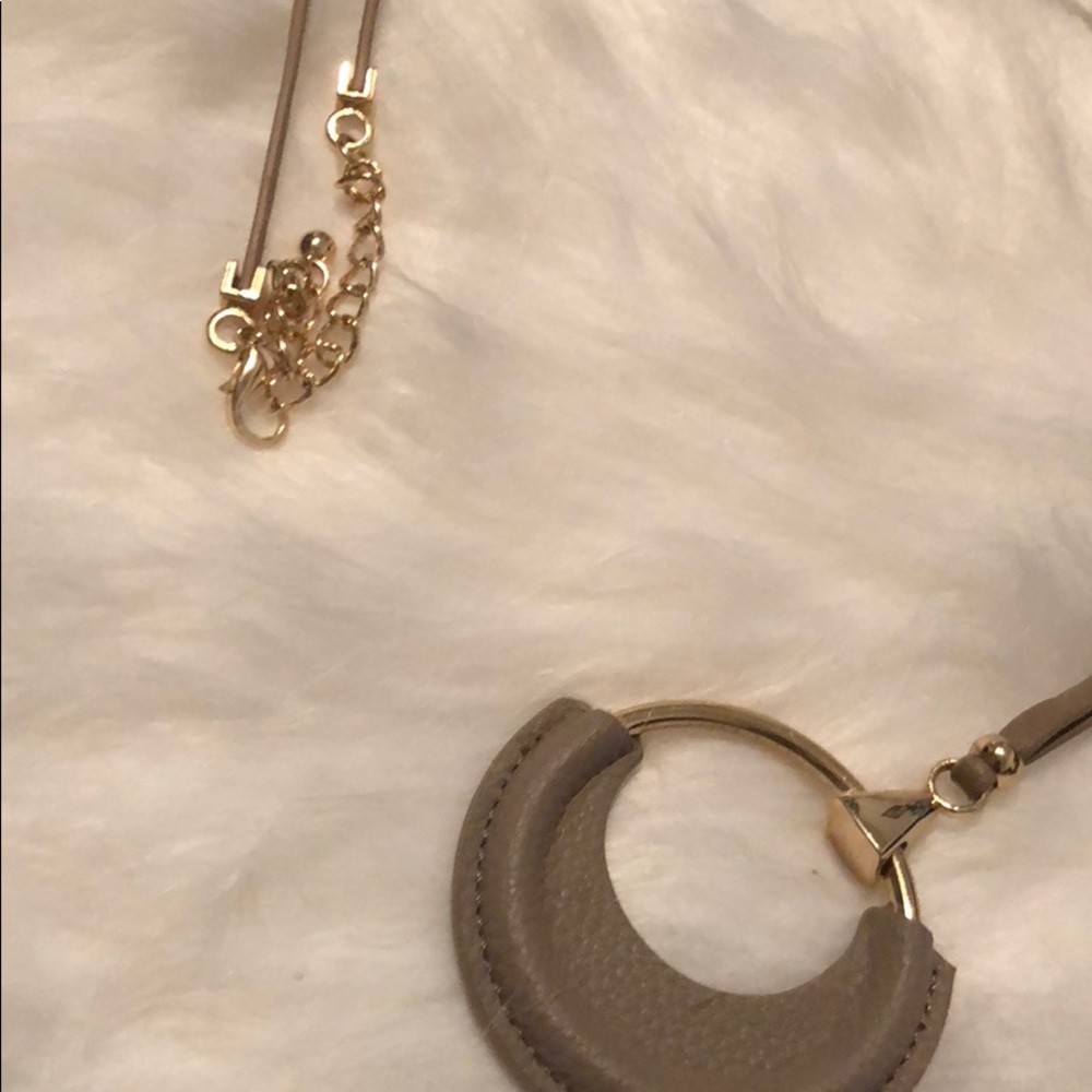 Necklace - Picture 3 of 3